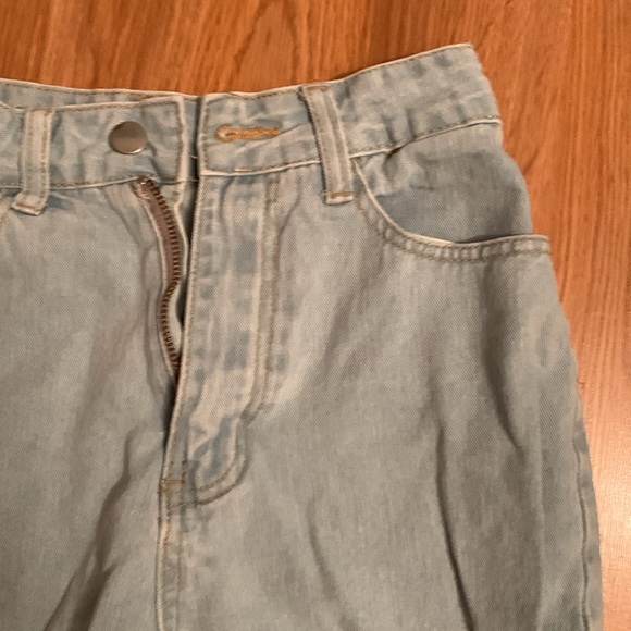 SHEIN light blue high waisted vintage straight jeans - Picture 3 of 4